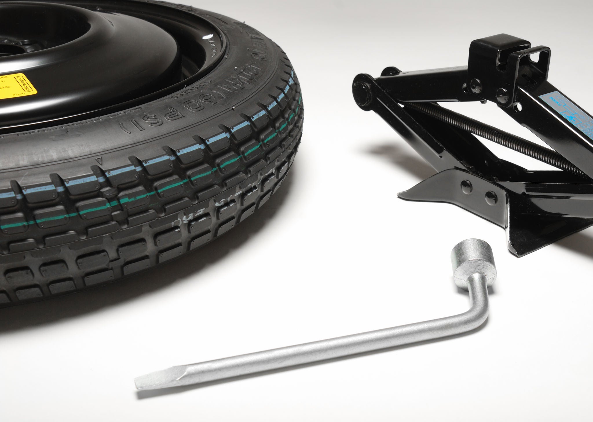 Tyre changing equipment Top things to keep in your car